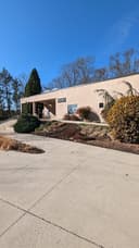 Hintz Bookstore logo