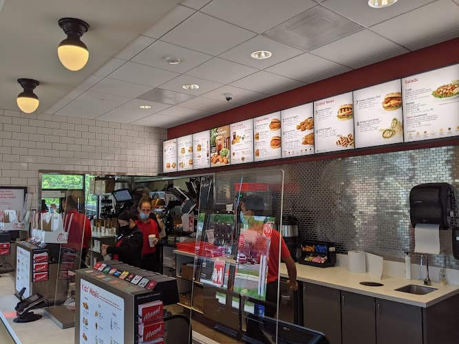Chick-fil-A 5th Street Hwy logo
