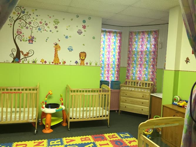 Jardin De Dios Daycare Center logo