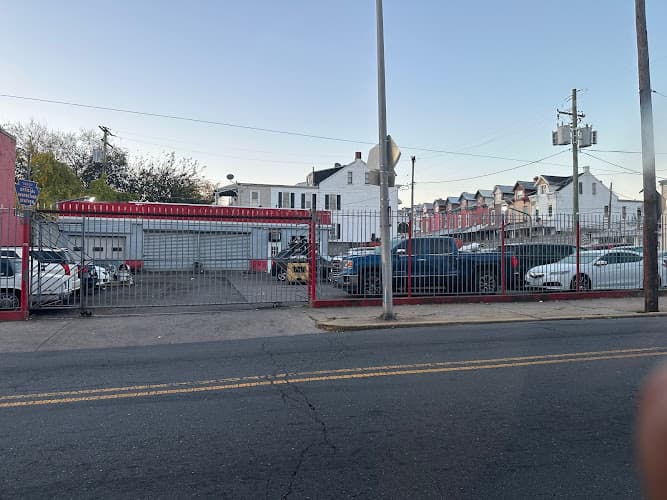 Danny Auto Repair Logo