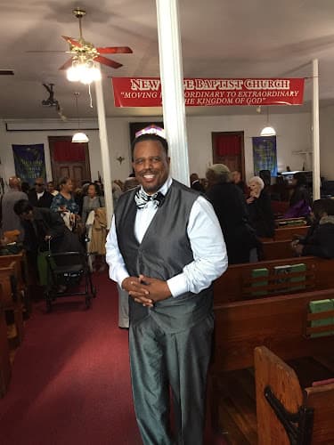 New Hope Baptist Church logo