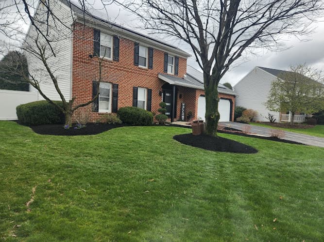 Rangel landscaping Logo