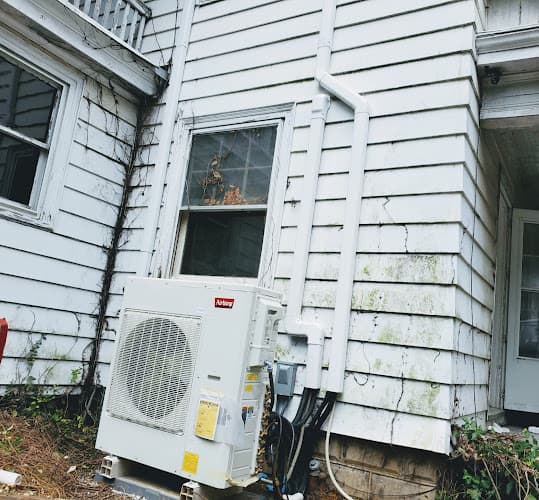 Close Comfort Plumbing Heating & Cooling LLC Logo
