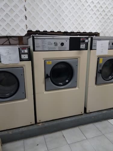 Universal Laundry logo