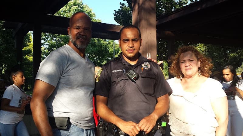 Reading Police Bureau logo