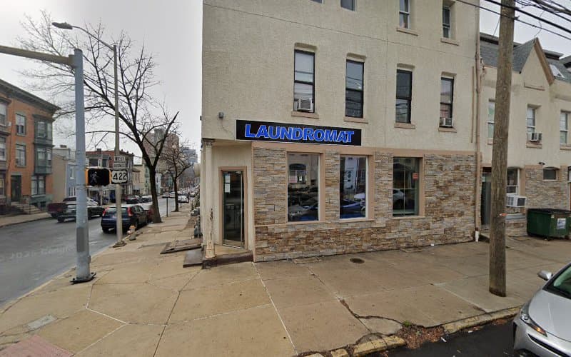 Washington Laundromat logo