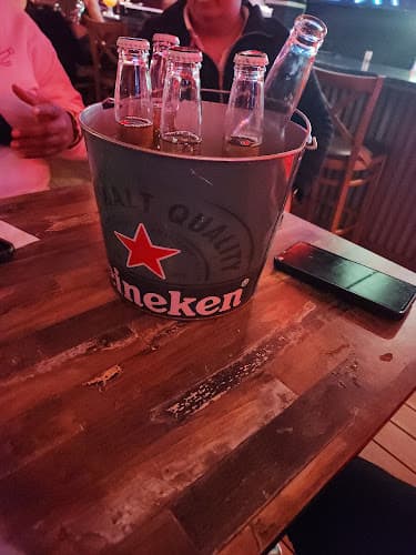 Platinum Sport Bar logo