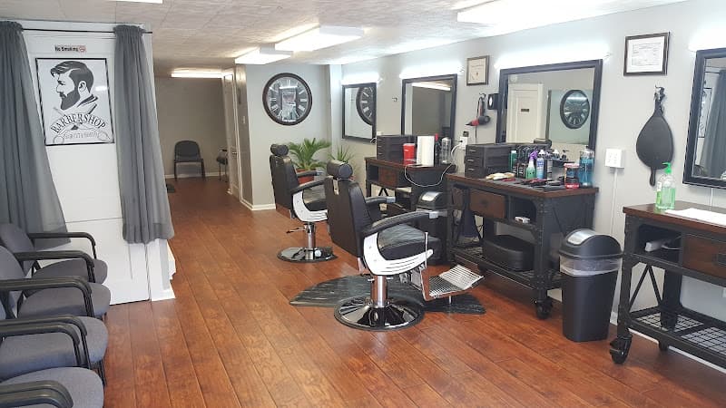 Master Cutz Barbershop LLC logo