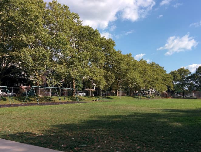 11th and Pike Playground Logo