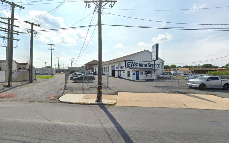Ralph Elia's Auto Body Shop logo