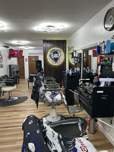 Caballeros barbershop logo