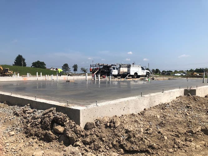 Rangel Concrete Construction logo