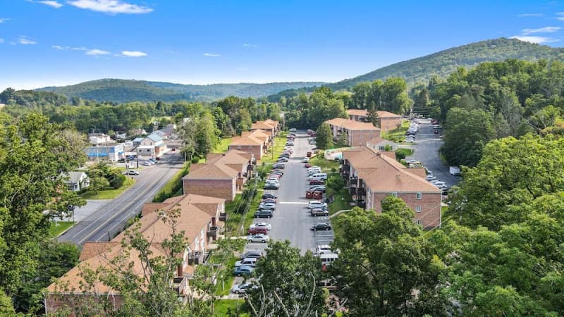 Oak Forest Apartments