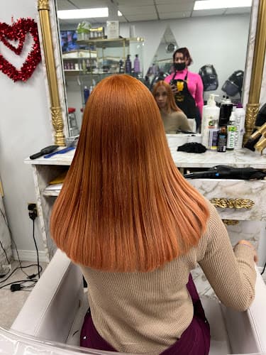 Cristal Dominican Hair Salon Logo