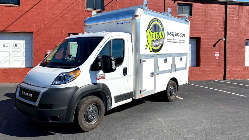 Xpress Plumbing and Heating Logo