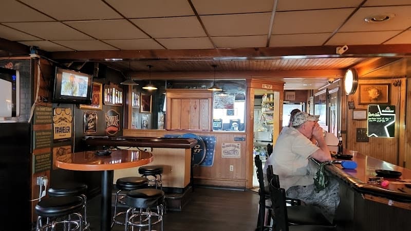 Grumpy's Bar logo