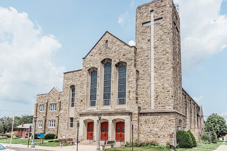 Calvary Lutheran Church Laureldale logo