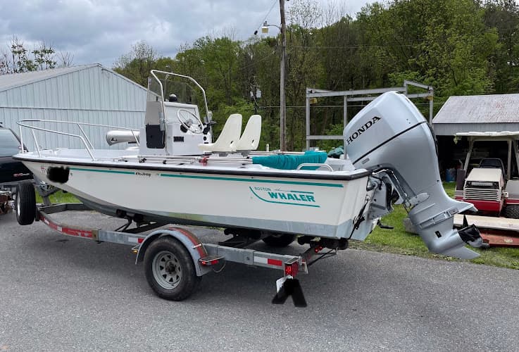 Reading Boat Works, Inc. logo