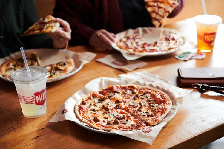 MOD Pizza logo