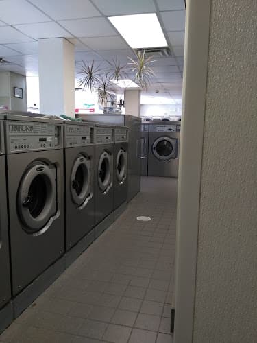 Washday Laundromat
