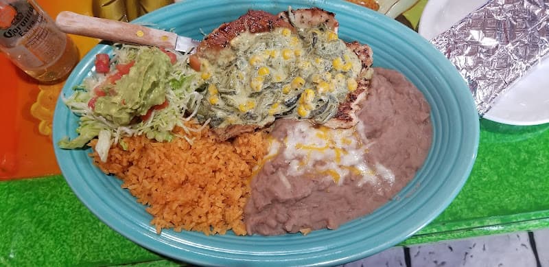 Tlacuani Mexican Restaurant Bar & Grill logo