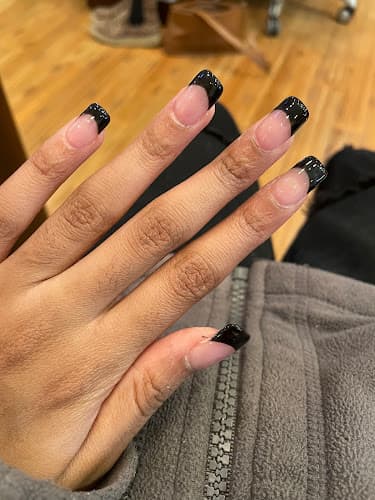 Spa Nails logo