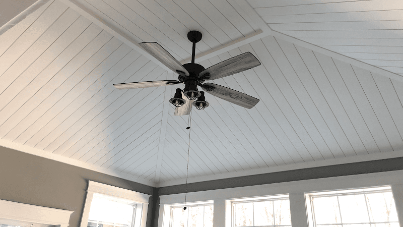 Easy Fix Restoration & Remodeling Logo