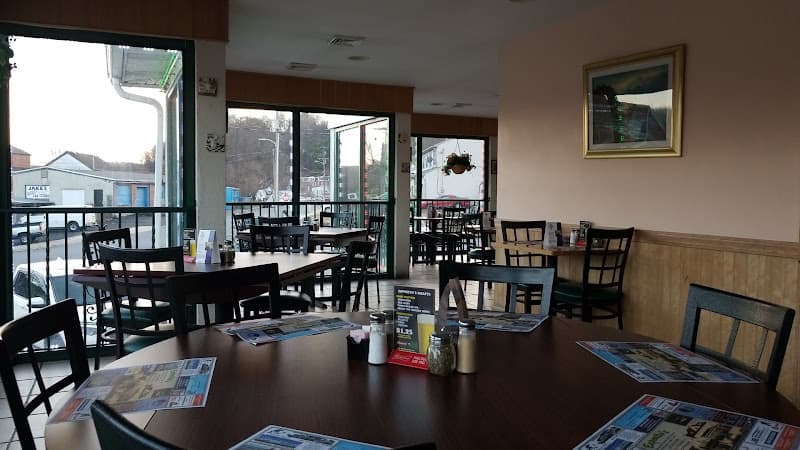 Esposito's Restaurant & Pizzeria (Reading, Pa) logo