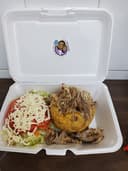 Marisol's Bakery & Café logo