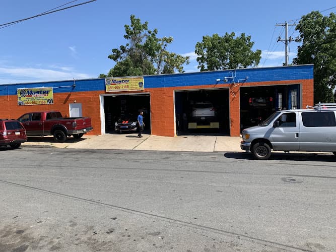 The Master Tire Center logo