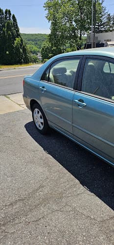 R & B Auto Sales logo