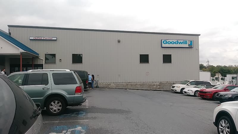 Goodwill Outlet Center & Donation Center logo