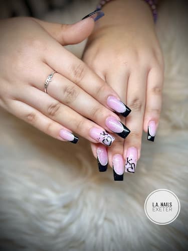 L.A. Nails Day Spa logo