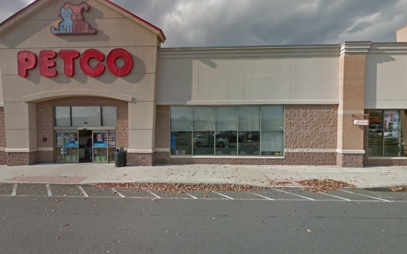 Vetco mobile veterinarian at Petco logo
