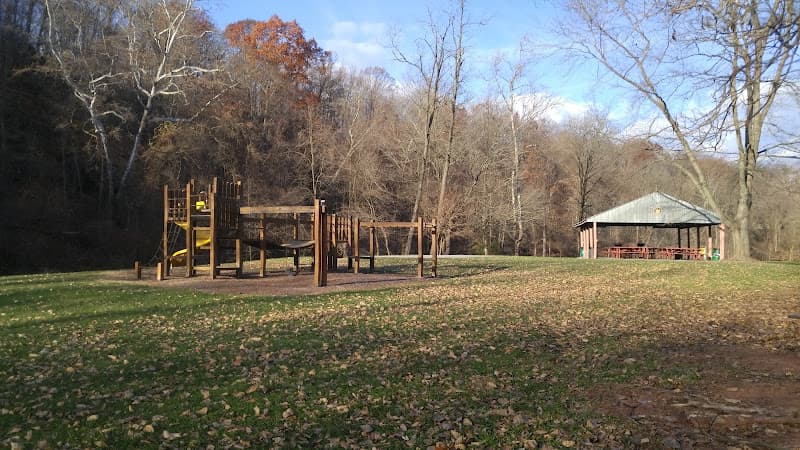 Rustic Park logo