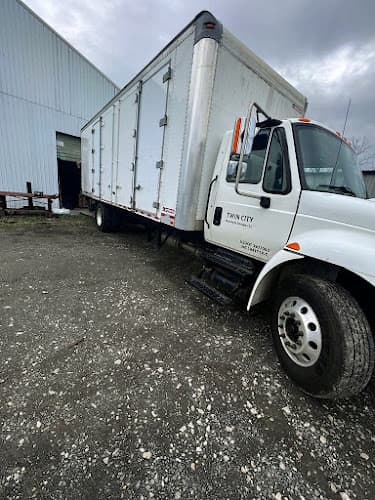 Twin City Moving and Storage LLC Logo