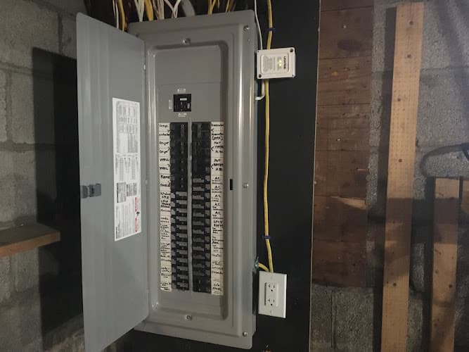 Hughes Electrical Innovative Current Specialists LLC logo