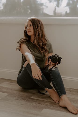 Courtney Lyn Photography logo