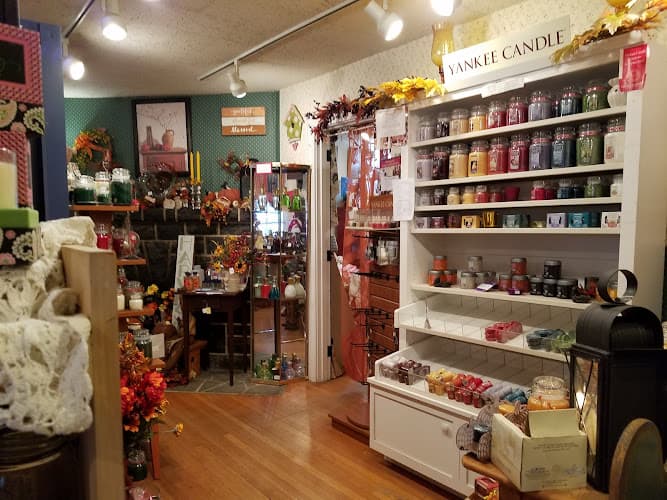 The Corner Shoppe logo