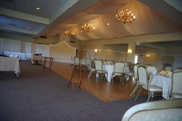 Brookside Country Club logo