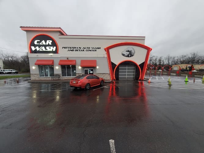 LUV Car Wash logo