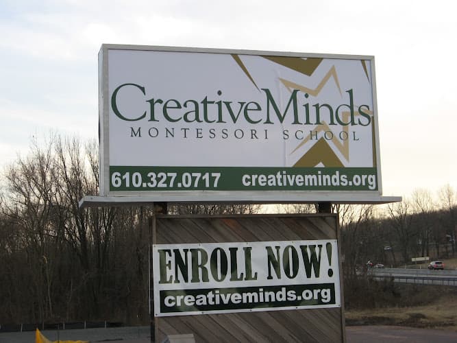 Creative Minds Montessori School logo