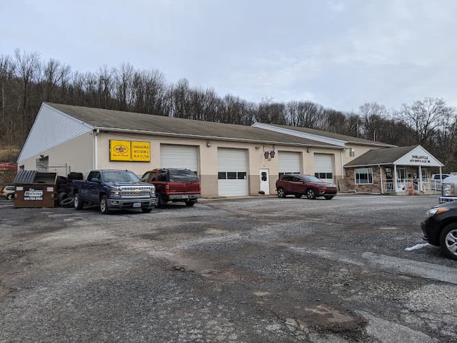 Douglassville Auto Body & Sales Logo