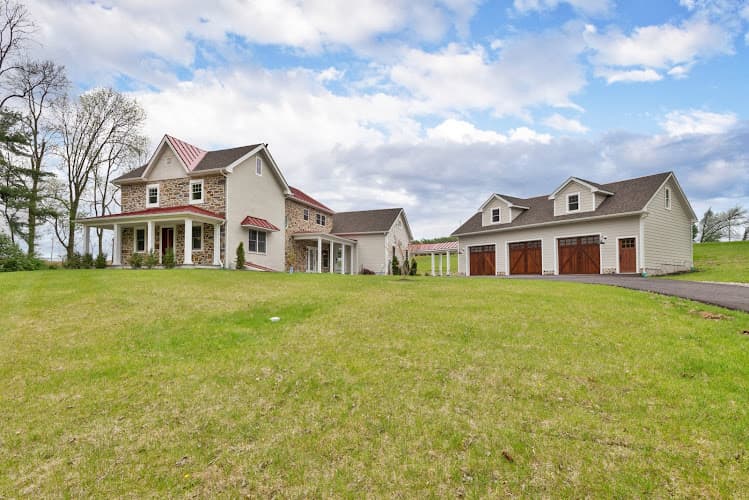 Sukenick Architecture logo