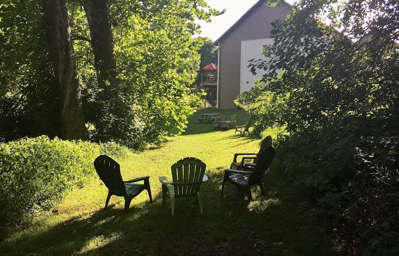 Stone Barn Cellars Winery logo