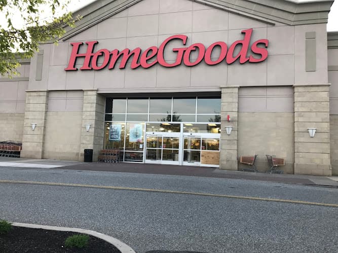 HomeGoods logo