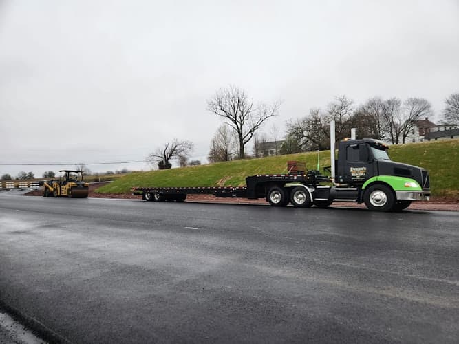 Dunne's Towing logo
