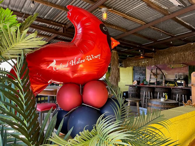 Boyd's Cardinal Hollow Winery logo