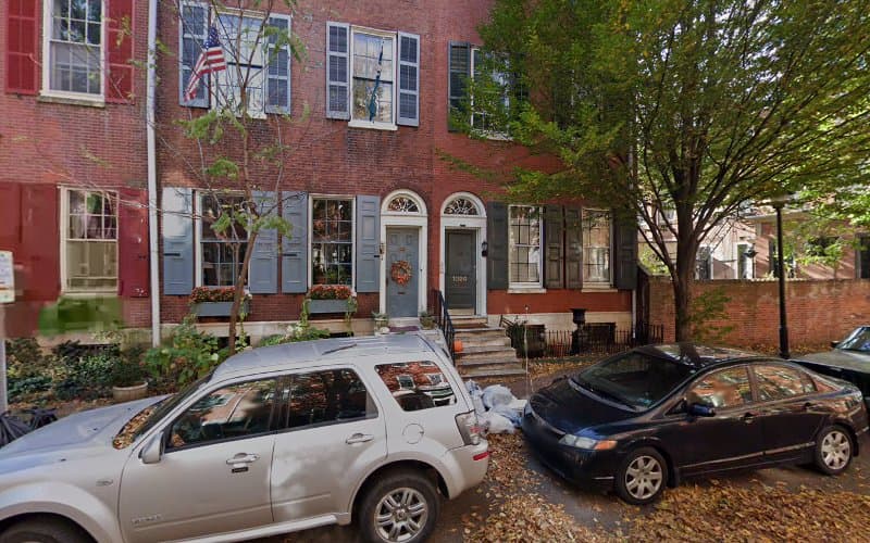 Clinton Street Bed & Breakfast logo