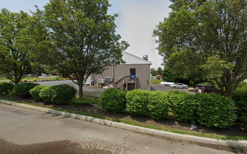 Evolve Yoga Company logo